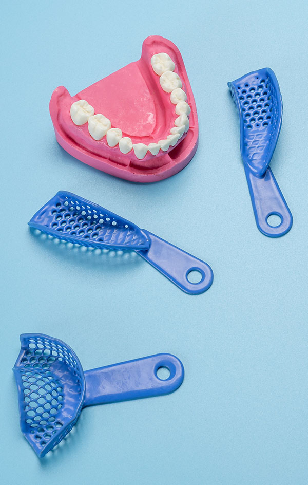 精密入れ歯の本質は「二段階印象」にある