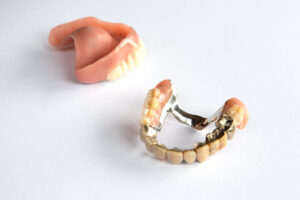 2種類の入れ歯