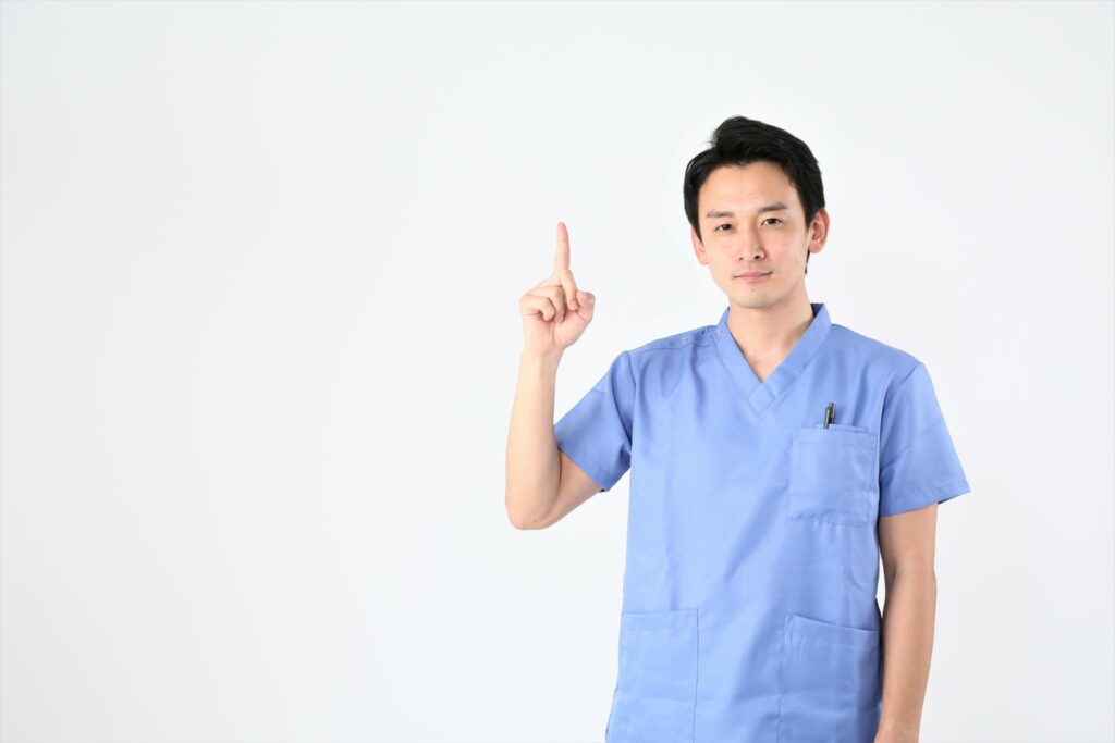 奥歯が虫歯になる原因を紹介する歯科医師