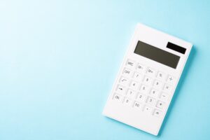 審美歯科で前歯をきれいにする場合の費用のイメージ